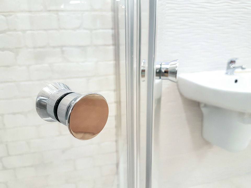 Choisir une cabine de douche Paris
