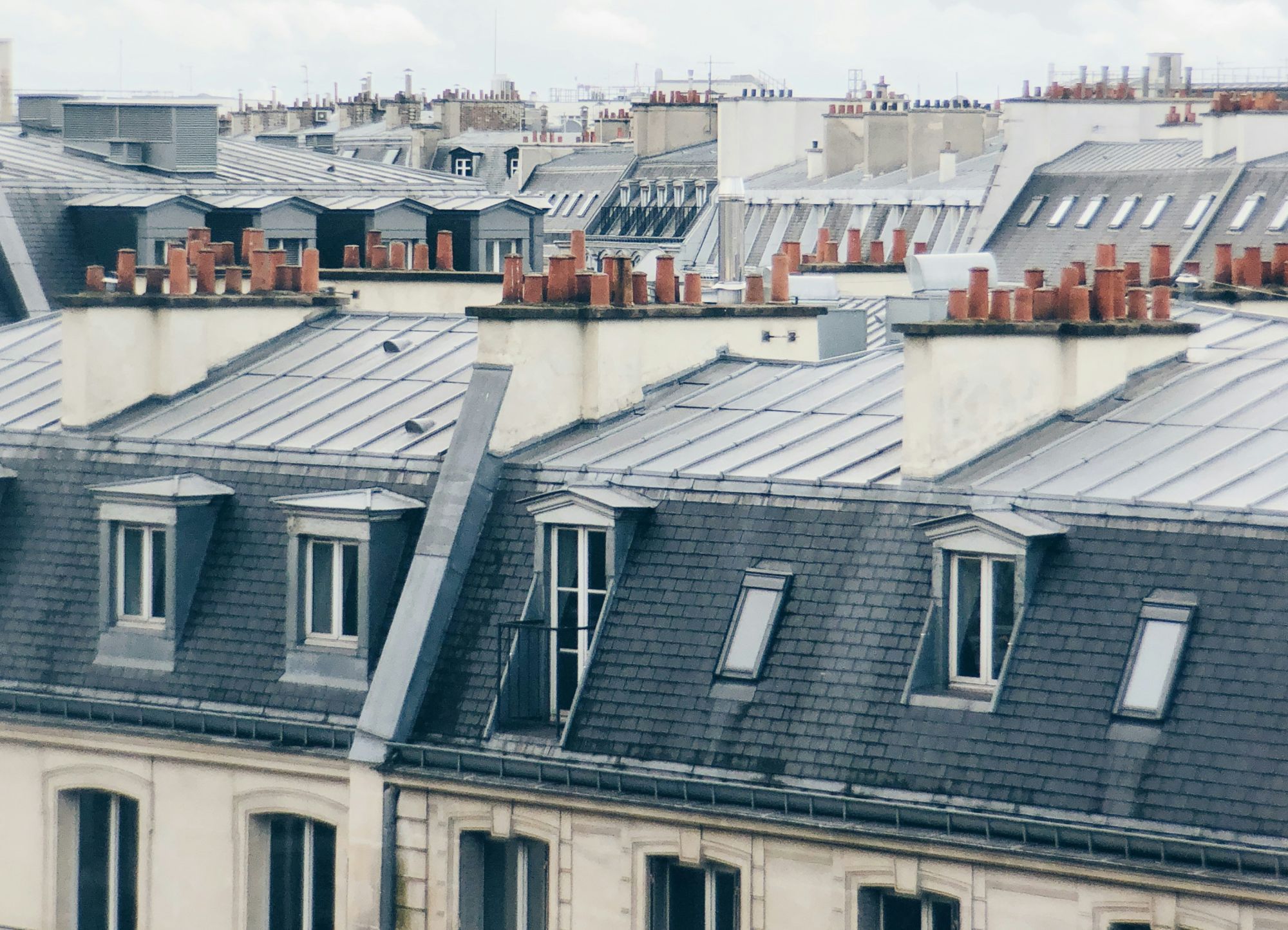 Restauration de toiture en Ile de France, par une entreprise experte en rénovation extérieure à Paris