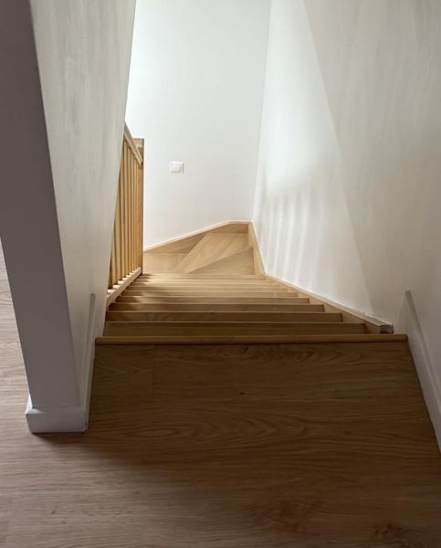 Rénovation escalier dans un appartement en Seine-Saint-Denis