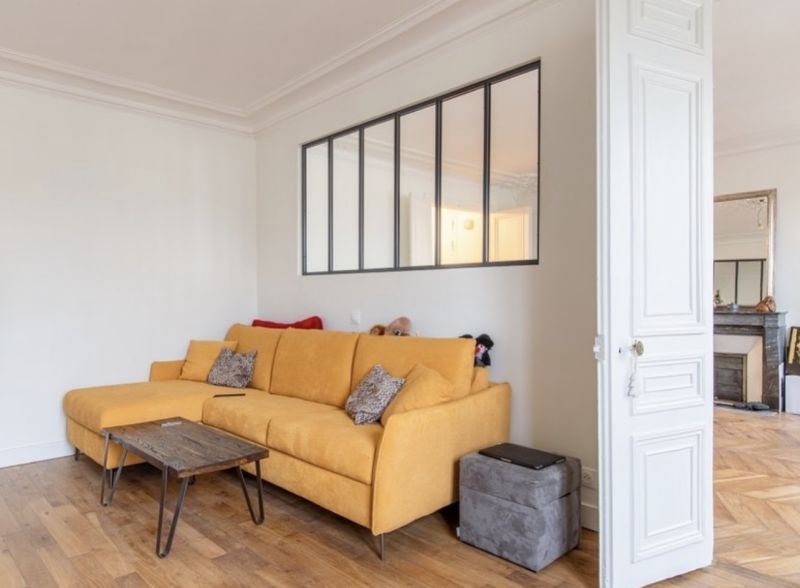 Artisan pour rénover un appartement dans le 12e arrondissement de Paris