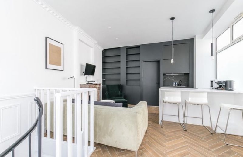 Transformation d'un local en habitation à Paris 4