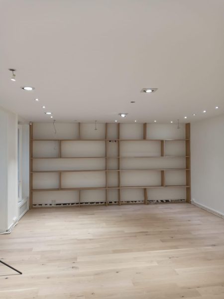 Rénovation intérieure d'un local commercial à Paris dans le 1er Arrondissement - The Hill Door