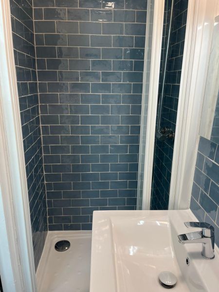 Rénovation d'appartement à Paris 20 - Transformez votre espace de vie en un lieu moderne et élégant avec notre équipe de professionnels