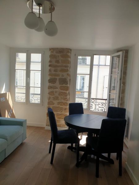 Rénovation d'appartement à Paris 20 - Transformez votre espace de vie en un lieu moderne et élégant avec notre équipe de professionnels