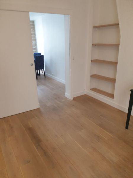 Rénovation d'appartement à Paris 20 - Transformez votre espace de vie en un lieu moderne et élégant avec notre équipe de professionnels