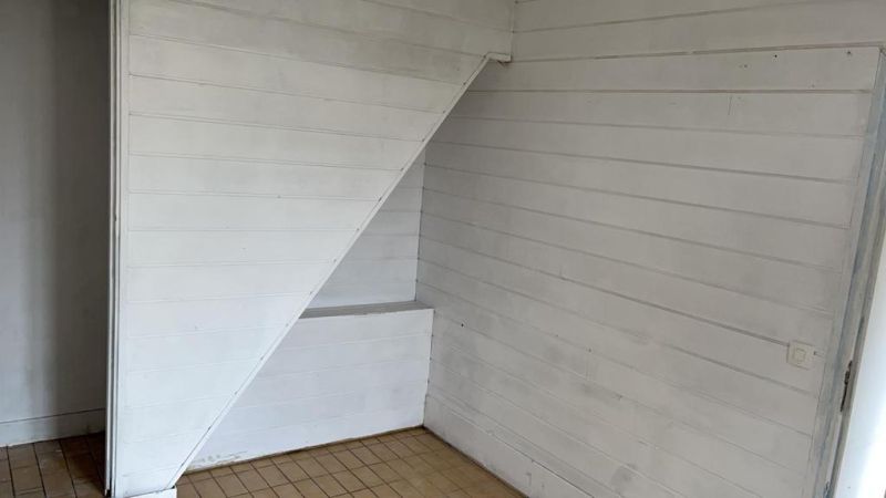 Rénovation d'une petite maison à Montreuil avec aménagement de combles