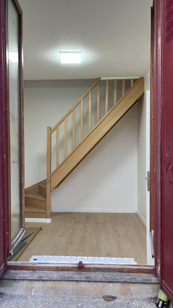 Rénovation d'une petite maison à Montreuil avec aménagement de combles