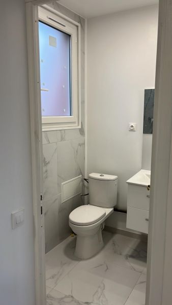 Rénovation d'une petite maison à Montreuil avec aménagement de combles