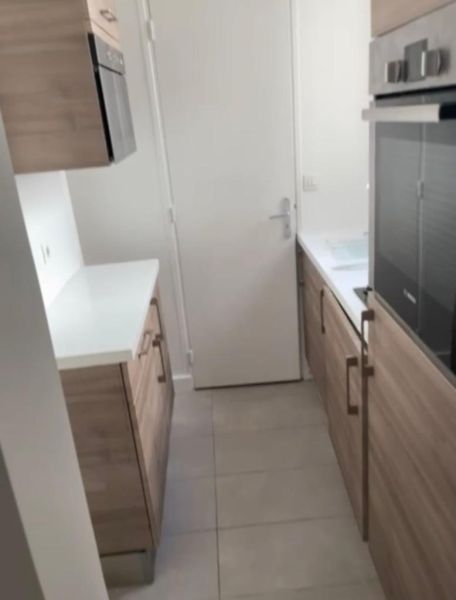 Rénovation d'appartement à Paris 20 - Transformez votre espace de vie en un lieu moderne et élégant avec notre équipe de professionnels