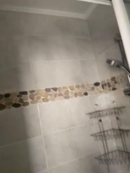 Rénovation d'appartement à Paris 20 - Transformez votre espace de vie en un lieu moderne et élégant avec notre équipe de professionnels