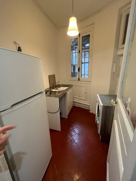Rénovation de Cuisine à Paris 12 par Belmard Batiment : Maximiser l'Espace et la Fonctionnalité